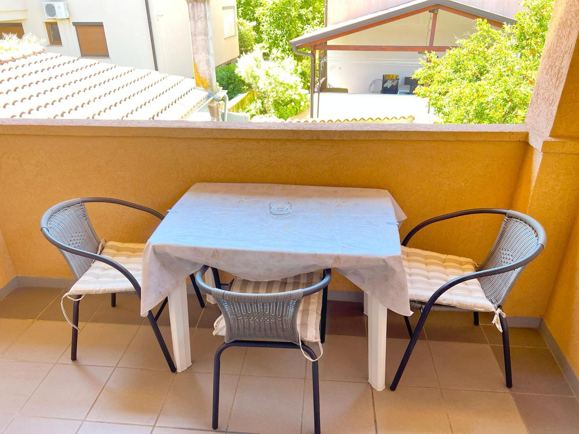 Ares Appartement *