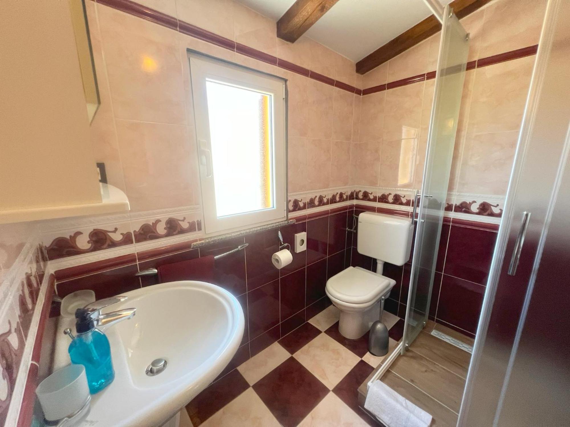 Ares Apartman