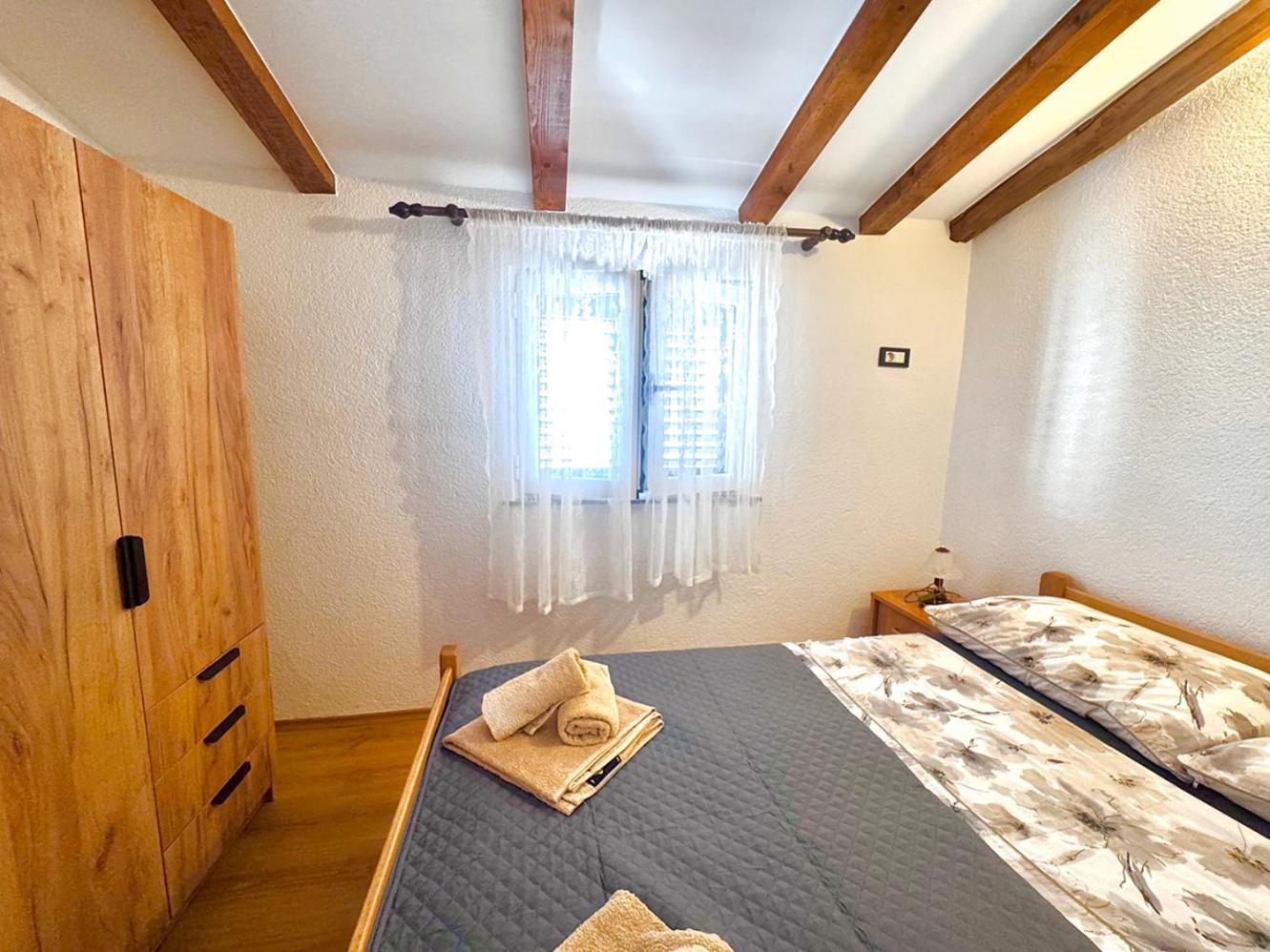 Apartman Ares *